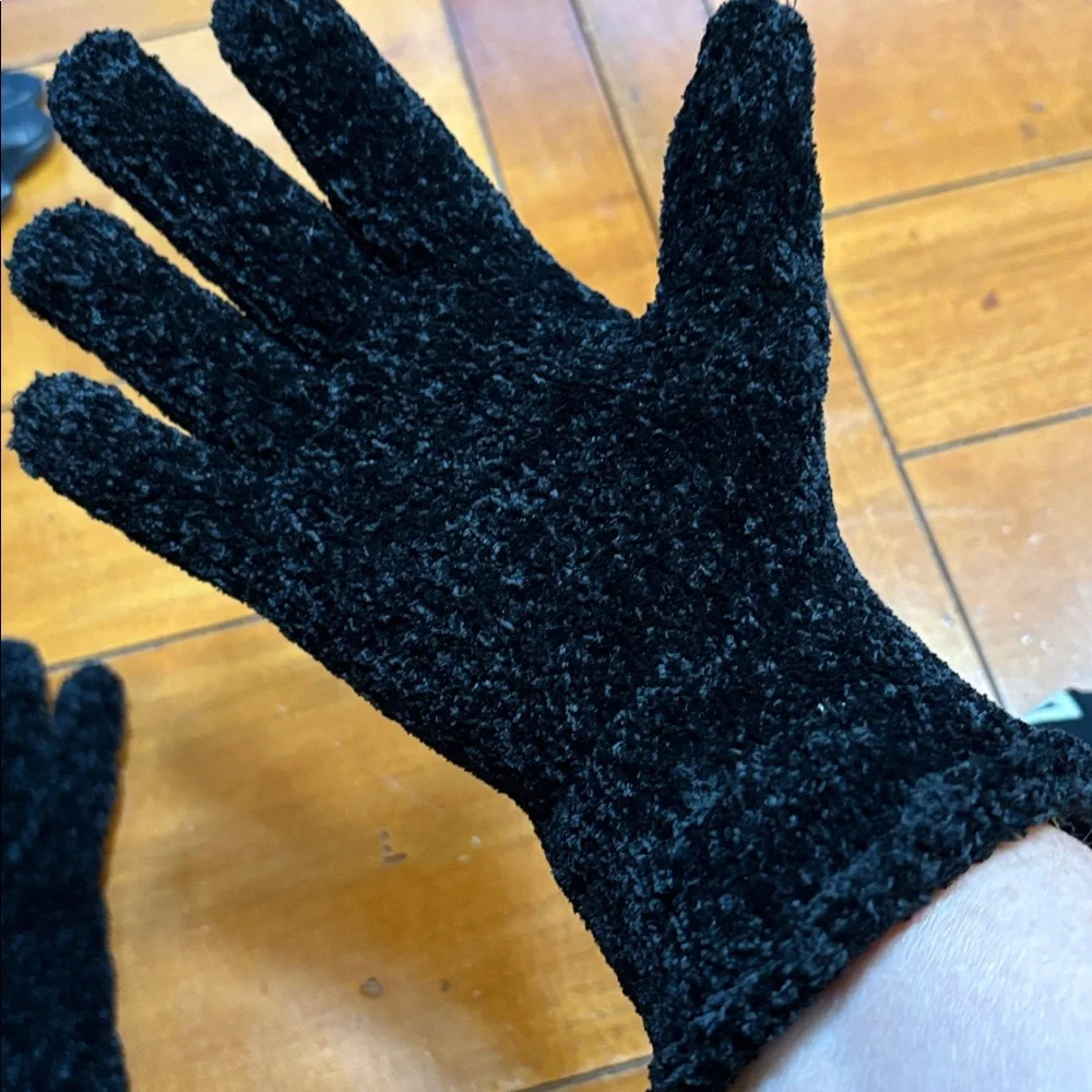 Black Soft Gloves, Stretchy and Soft